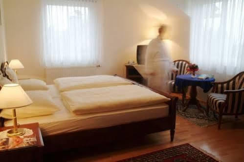 Pension Ayurveda Klagenfurt am Woerthersee Dış mekan fotoğraf